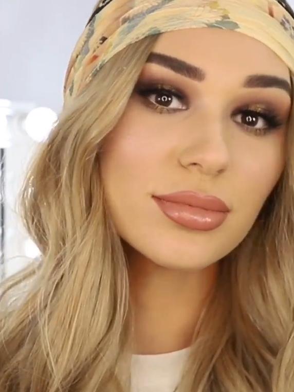 Beauty influencer Shani Grimmond has 1.4 million Instagram followers.