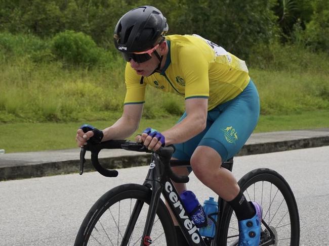 Sam McKee in action during the road race at the Commonwealth Youth Games. Picture: Commonwealth Games Australia