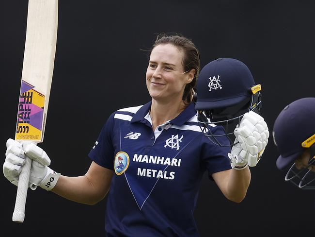 MELBOURNE, AUSTRALIA - JANUARY 05: Ellyse Perry of Victoria raises her bat after making a century during the WNCL match between Victoria and New South Wales at CitiPower Centre, on January 05, 2023, in Melbourne, Australia. (Photo by Daniel Pockett/Getty Images)