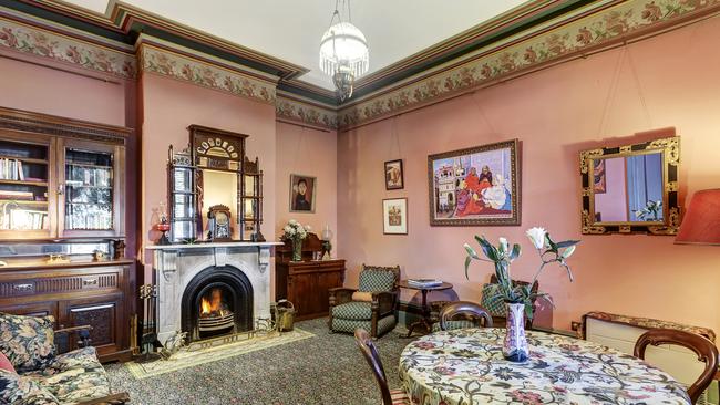 Elwood’s ‘Gryphon house’ at 21-23 Thackeray St earns magic price of $3. ...