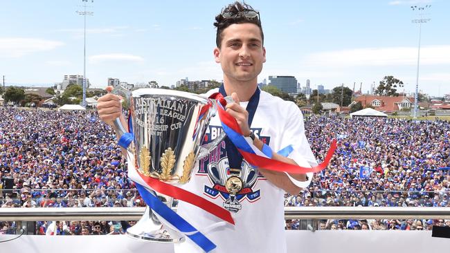 Western Bulldogs’ Luke Dahlhaus should be a lock in your SuperCoach AFL team in 2017.