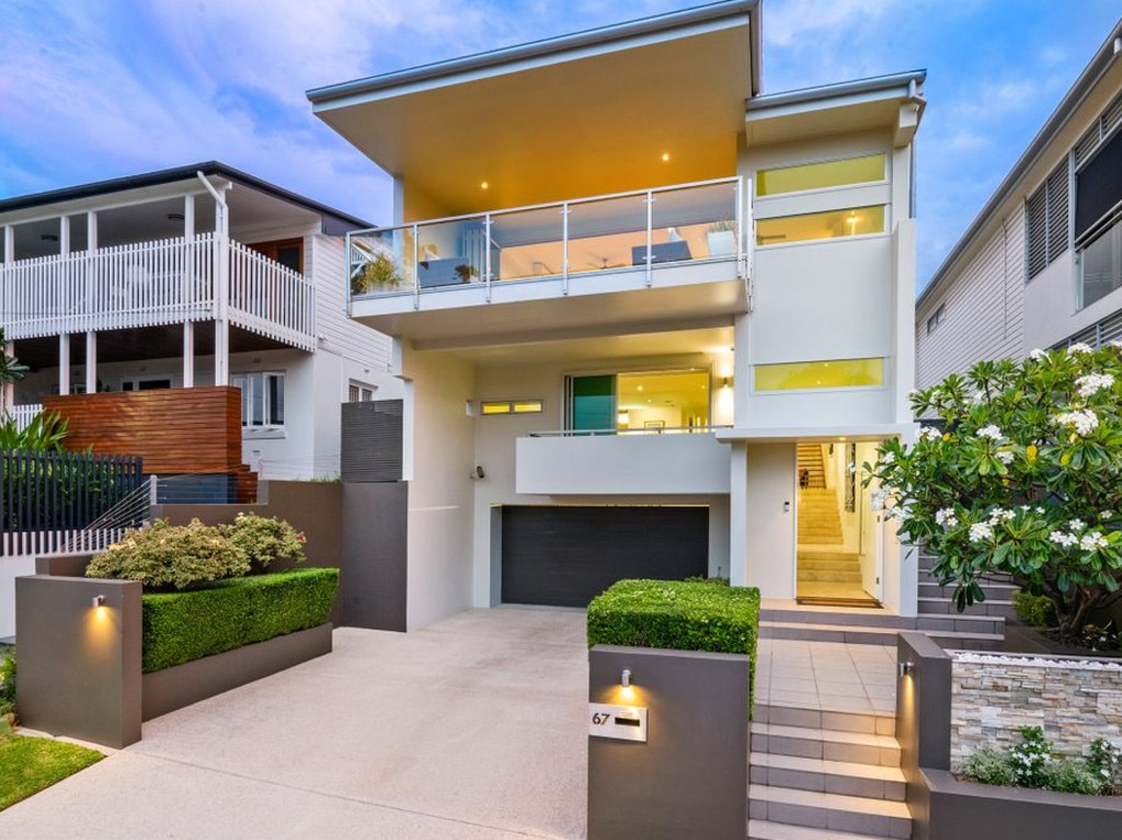 This contemporary home in <a href="https://www.realestate.com.au/sold/property-house-qld-norman+park-135641494" target="_blank">Norman Park, Brisbane </a>has just sold for $2.1 million.