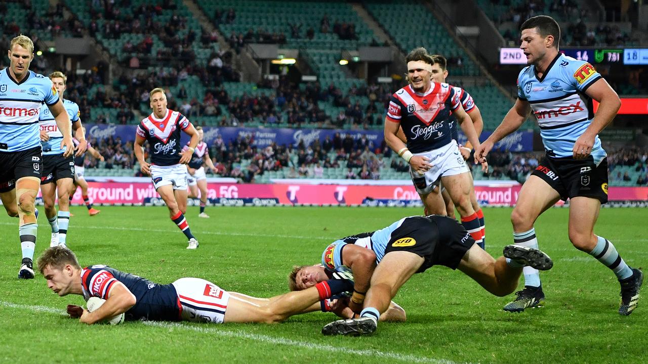 Walker crashes over after beating Chad Townsend. Picture: NRL Photos