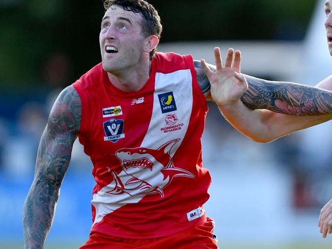 Liam Buxton of Sorrento and Stephen Cumming of Rosebud compete in the ruck during the round ten MPFNL Division One Seniors match between Sorrento and Rosebud at David Macfarlan Reserve, on June 08, 2024, in Sorrento, Australia. (Photo by Josh Chadwick)