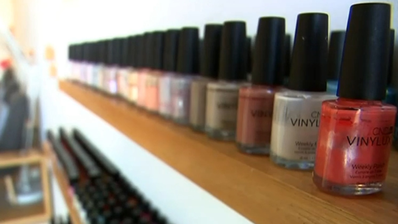Melbourne beauty industry hit hard by COVID lockdowns