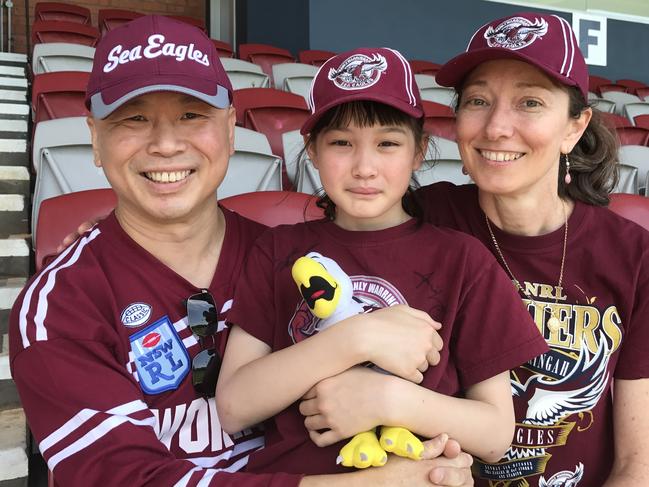 Manly fans Alf Czharn, daughter Erin and wife Debbie at Brookvale Oval