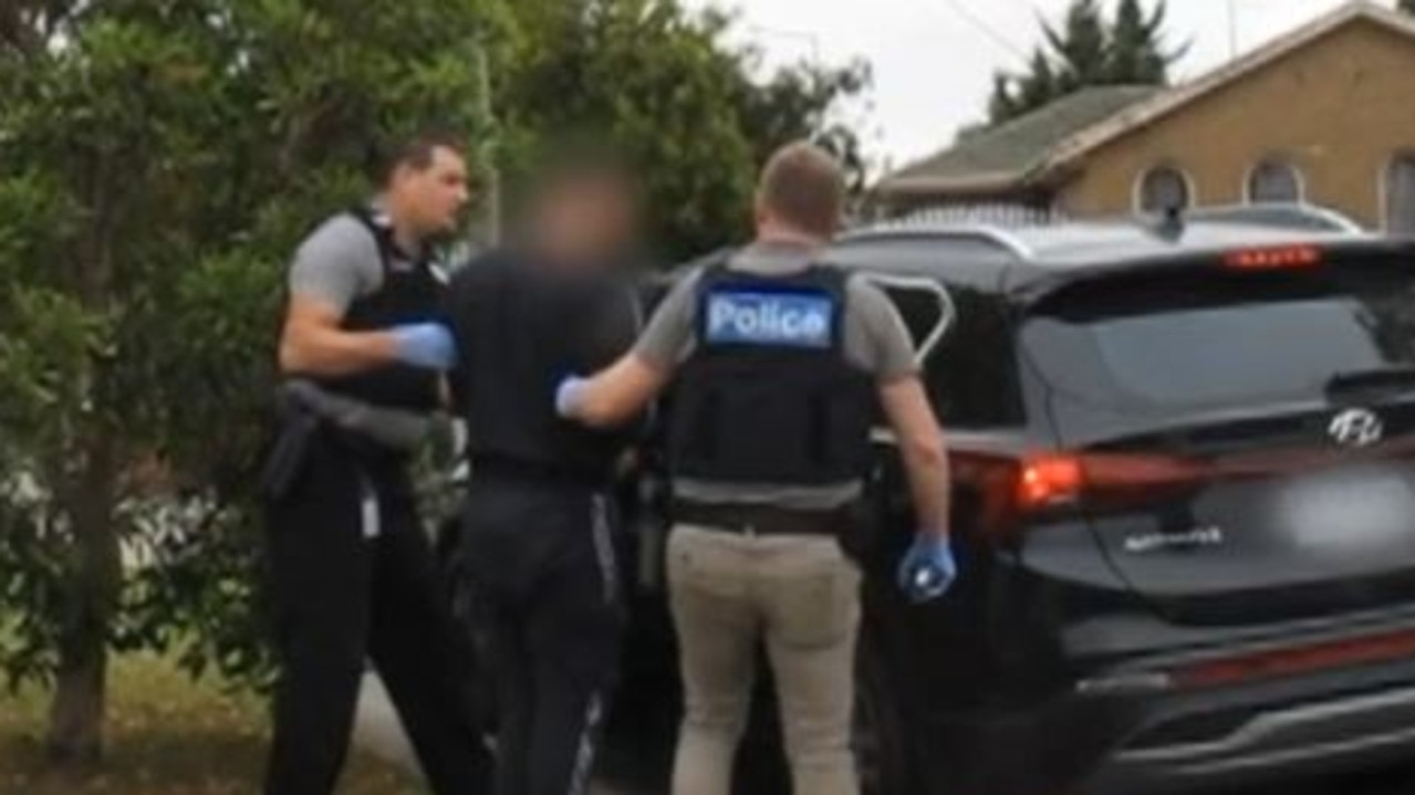 Melbourne crime: Police seize guns and ammunition in Tullamarine raid ...