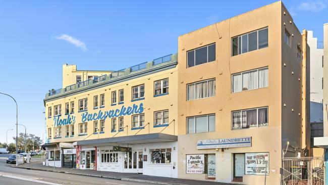 Noah’s Backpackers on Campbell Parade in Bondi Beach.