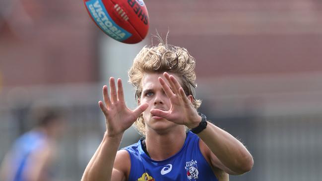 Can Bailey Smith take another step in his second season in the AFL? Pitcture: David Crosling/AAP