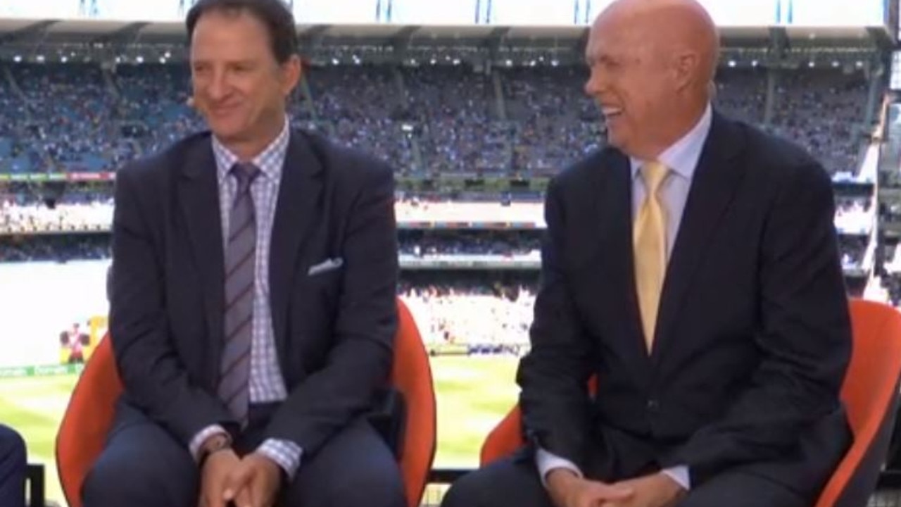 Kerry O'Keeffe and Mark Waugh laugh during lunch.