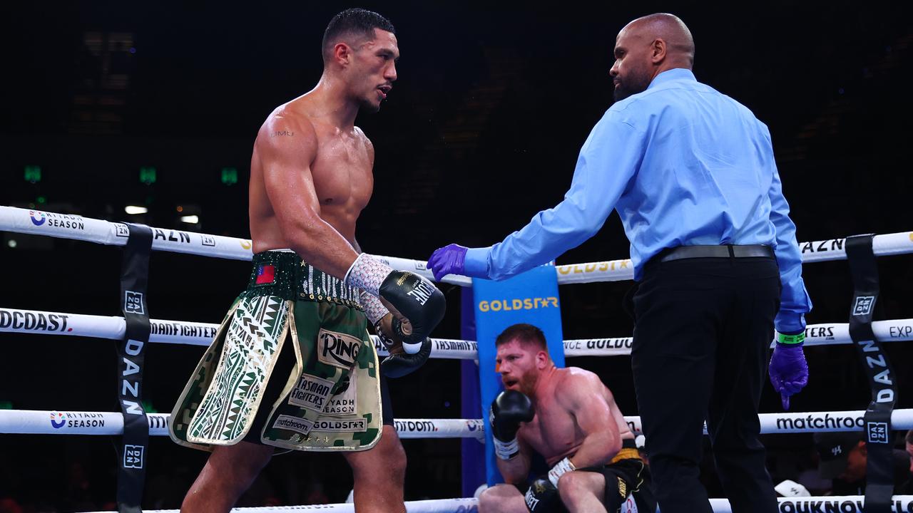 ‘Zurdo next!’: Opetaia batters Squeo, calls out Mexican champ