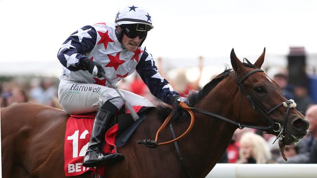 Heartbreak City salutes in The Ebor Handicap at York racecourse on August 20.