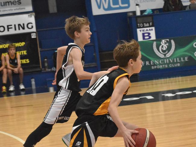 Met East and Capricornia battled it out for bronze at the Queensland Representative School Sport state basketball championships in Rockhampton.