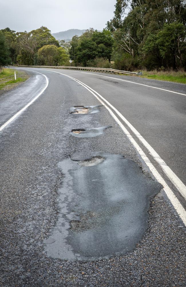 RACV is calling on the on the federal and state governments to invest in regional road maintenance and upgrades. Picture: Jake Nowakowski