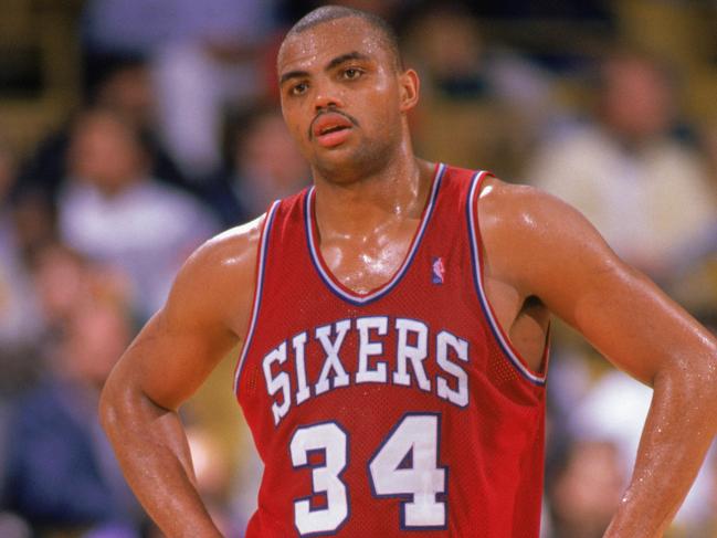 LOS ANGELES - 1988: Charles Barkley #34 of the Philadelphia 76ers stands on the court during the 1988-1989 NBA season game against the Los Angeles Lakers at the Great Western Forum in Los Angeles, California. (Photo by Mike Powell/Getty Images)