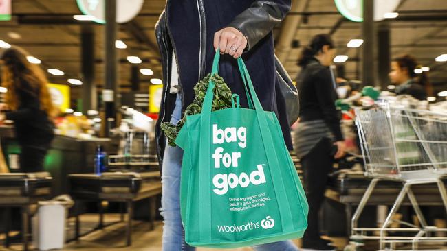 One of the reusable bags offered at Woolworths. Picture: AAP/Woolworths Group, PPR, Dallas Kilponen