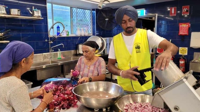 The Sikh community cooking free meals for Lismore residents during the city’s floods. Picture: Jaswinder Singh