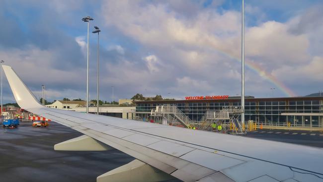 Airplane at Hobart Airport. Pic: Yoav Daniel Bar-Ness