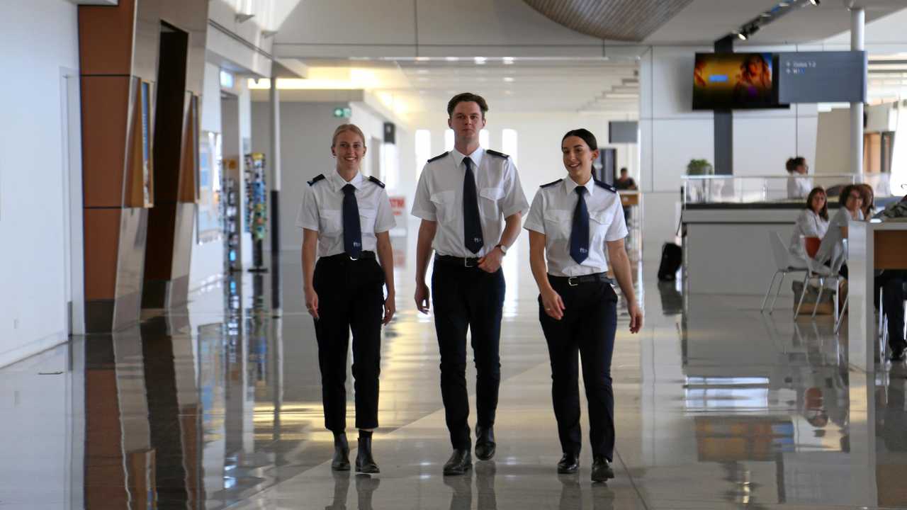 ‘World leading’ Qantas academy changing aviation industry | The Courier ...