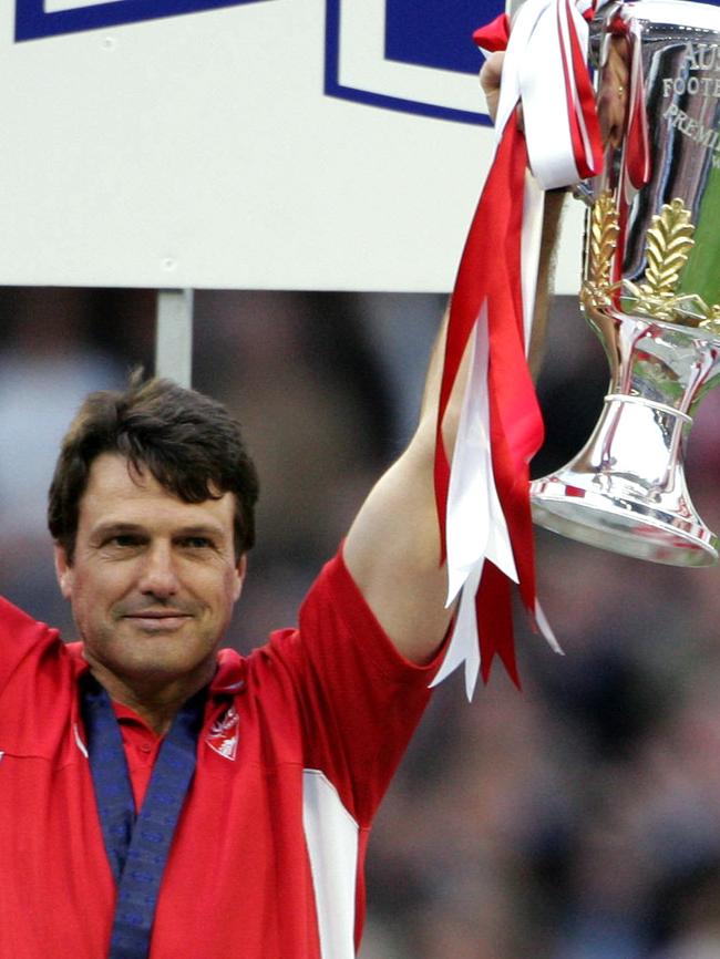 Roos with the Premiership Cup.