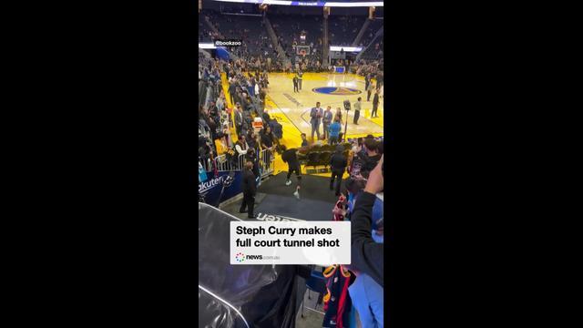 Steph Curry makes full court tunnel shot-