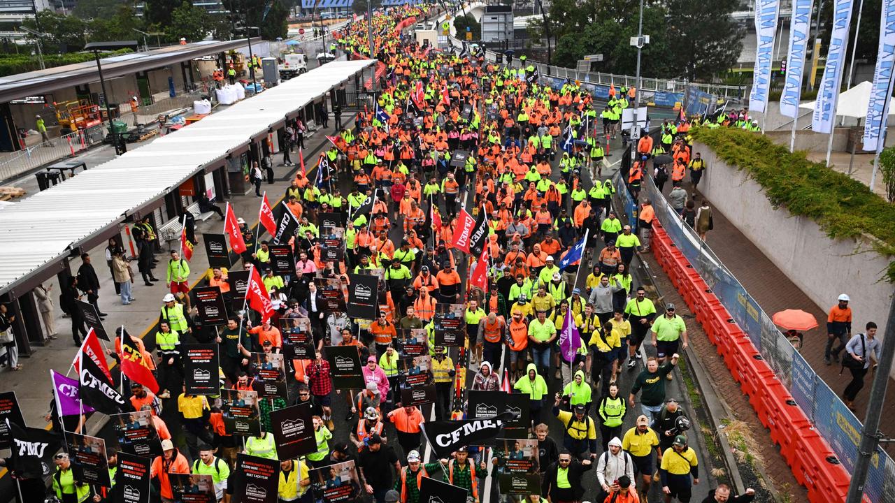 Cost blowouts, massive delays, extraordinary salaries – this is the “CFMEU tax”.