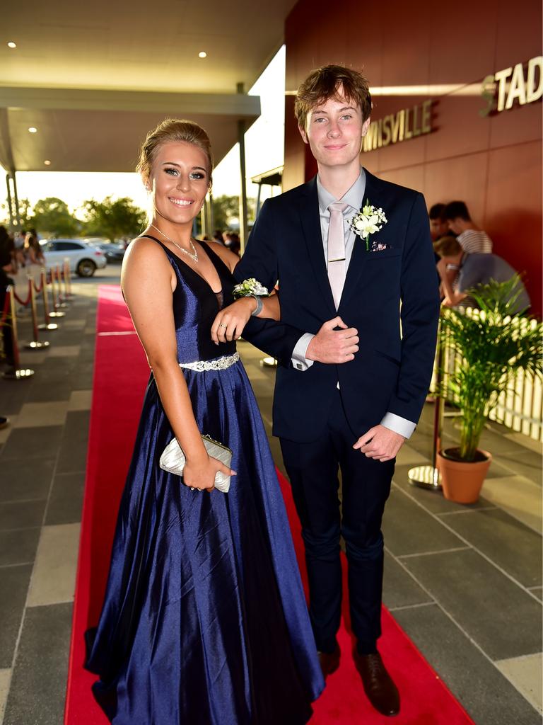 Pimlico State High School formal 2019 | PHOTOS | Townsville Bulletin