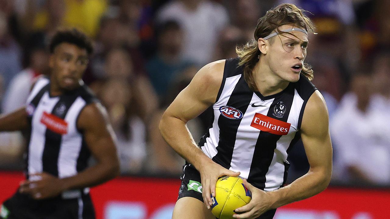 Darcy Moore ranks first in the competition for intercept marks.