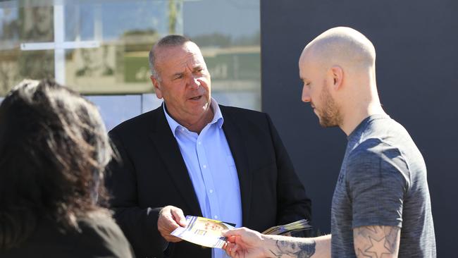 Wagga Wagga councillor Paul Funnell (centre). Picture: Dylan Robinson