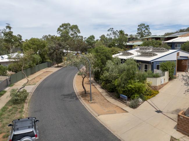 NO AUS , NO NEWS.COM , NO NEWSWIRE .  EXCLUSIVE .    Bokhara St, Larapinta , where a home invasion occurred overnight   . Picture: Grenville Turner