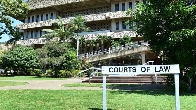 Townsville Court House. Picture: Shae Beplate.