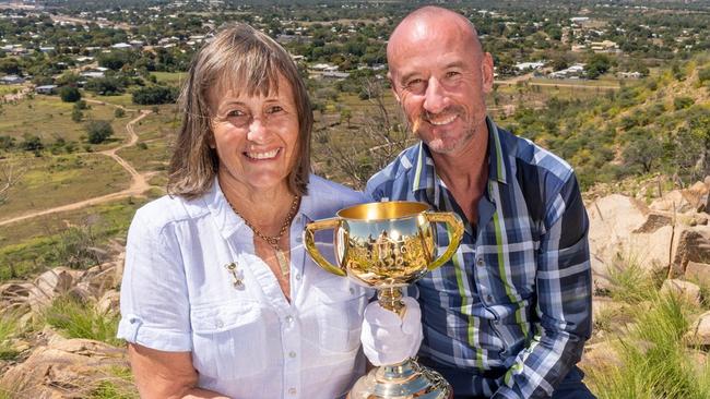 Sheila Laxon, pictured with Glen Boss on a Melbourne Cup Tour in 2022, says school kids aren’t as engaged with racing as they once were. Picture: Jay Town