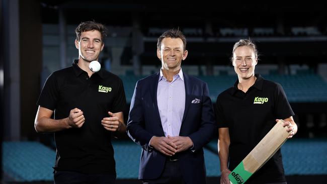 Pat Cummins, Adam Gilchrist and Ellyse Perry. Photo: Phil Hillyard.