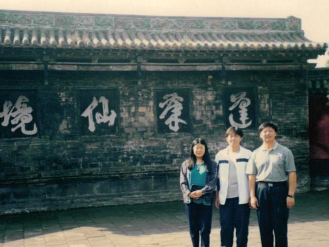 Barry pictured with his father Yanjiang Li and mother Xiaoyu Gao in 1999 in Beijing’s Summer Palace.