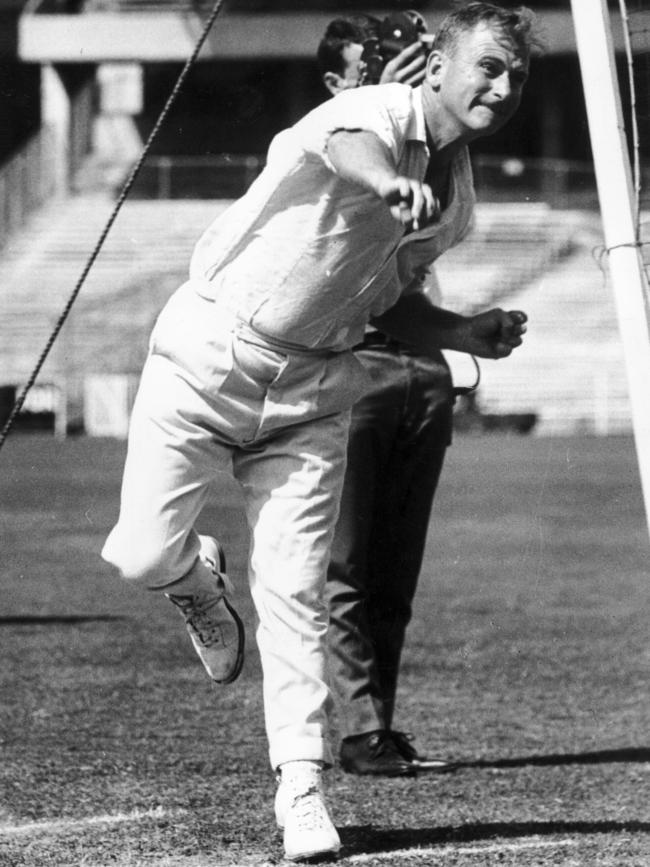 Peter Philpott in the nets.