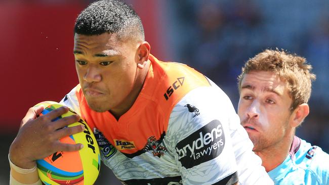 Moses Suli of the Tigers in the game against the Broncos on day 2 of the Auckland Nines at Eden Park, New Zealand. Picture: Mark Evans