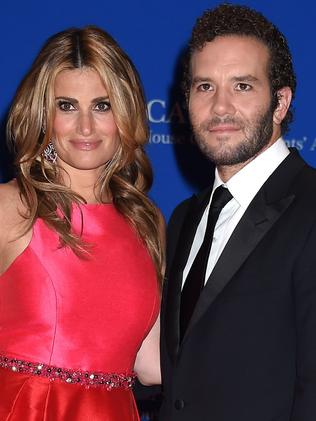 Idina Menzel and her then-fiance, Aaron Lohr, in 2015. Picture: Splash