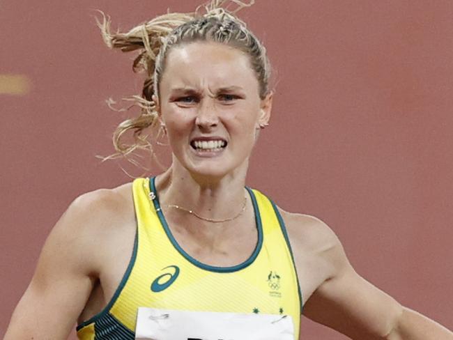 Tokyo 2020 Olympic Games Day 10. 02/08/21.  Athletics semifinals and qualifications at the Olympic  Stadium in Tokyo, Japan.  Australias Riley Day [far left] in the Womens 200m semifinal, finishing fourth. Picture: Alex Coppel.