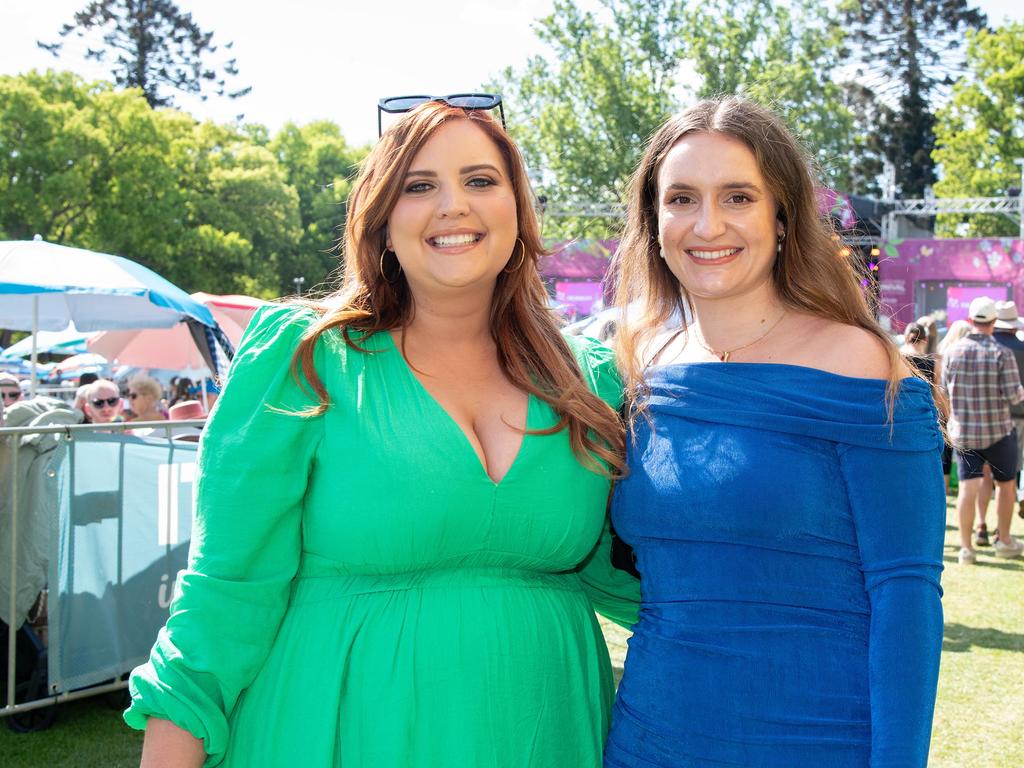 Tenae Klemra (left) and Alexa Miller, Toowoomba Carnival of Flowers Festival of Food and Wine, Saturday, September 14th, 2024. Picture: Bev Lacey