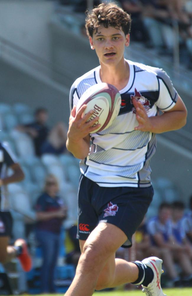Emerging Reds Cup day one action between Brisbane White and Regional Queensland in the Under 15s.