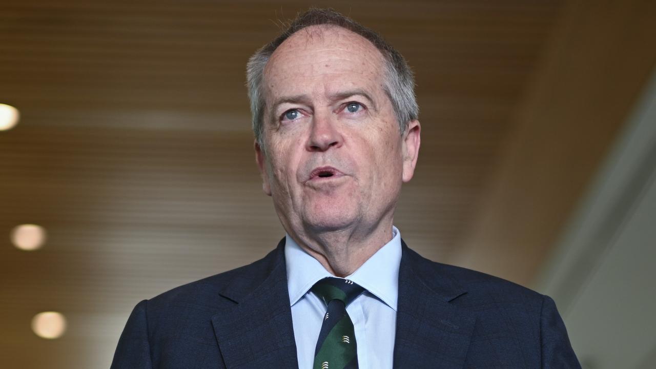 Shorten cashes in on shift to uni post