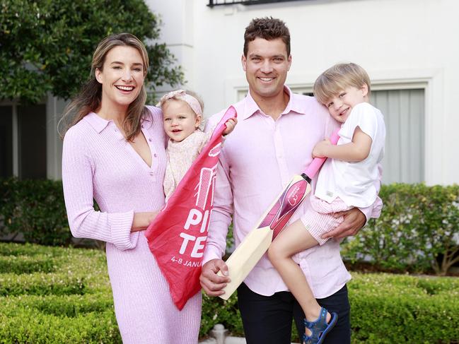 DAILY TELEGRAPH. JANUARY 3, 2023. Pictured is McGrath Foundation Ambassador and Australian Wicketkeeper Alex Carey, with his wife Eloise and their kids Louis and Clementine. Picture: Tim Hunter.