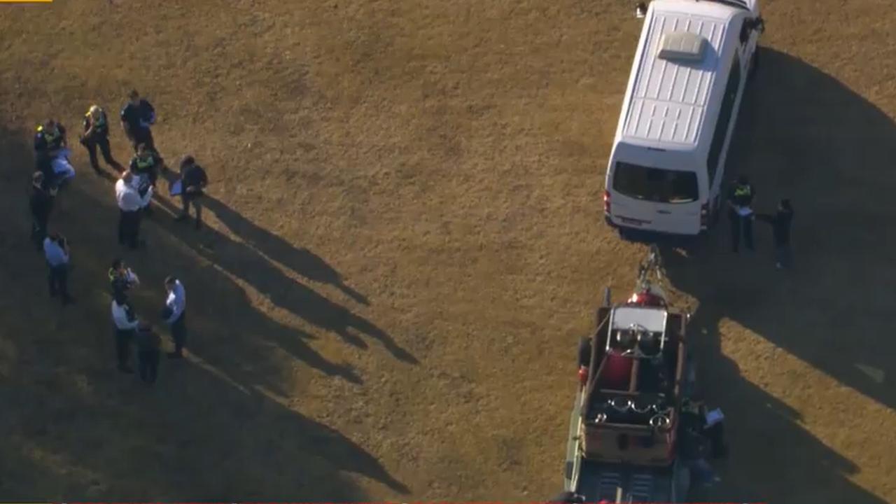 Man dies after falling from hot air balloon in Melbourne | The Australian