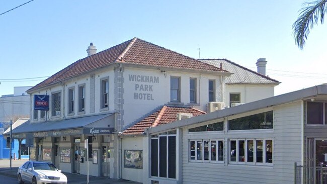 Wickham Park Hotel, Wickham is re-opening to dine-in. Google street view.