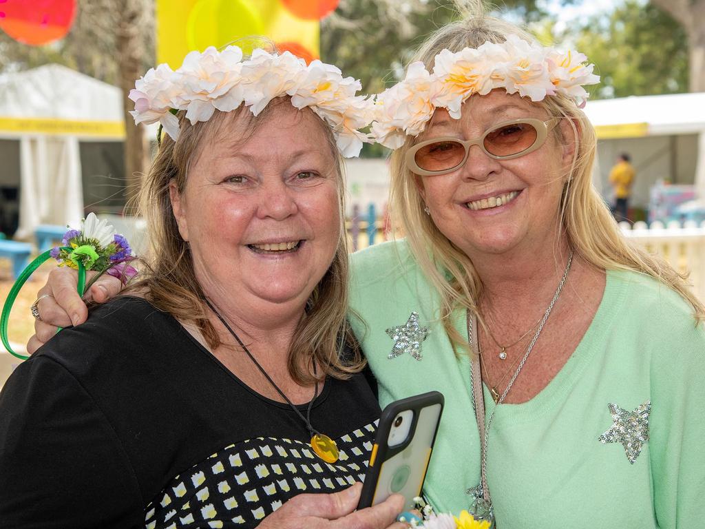 Donna McKay and Karen Peacock. Festival of Food and Wine, Queens Park, Toowoomba Carnival of Flowers. Saturday September 10, 2022 Picture: Bev Lacey