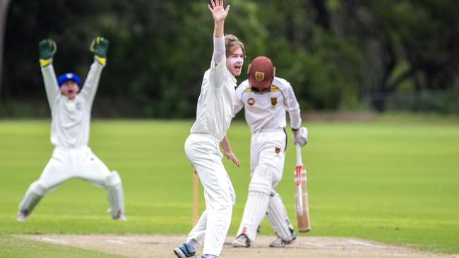 Jacob Kumaru playing against Padua in 2020. He took four more wickets today (AAP Image/Richard Walker)