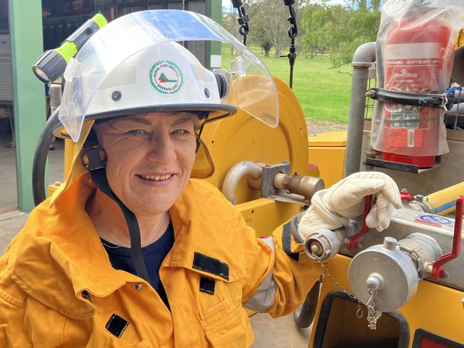 Community placed at centre of new Rural Fire Service committee