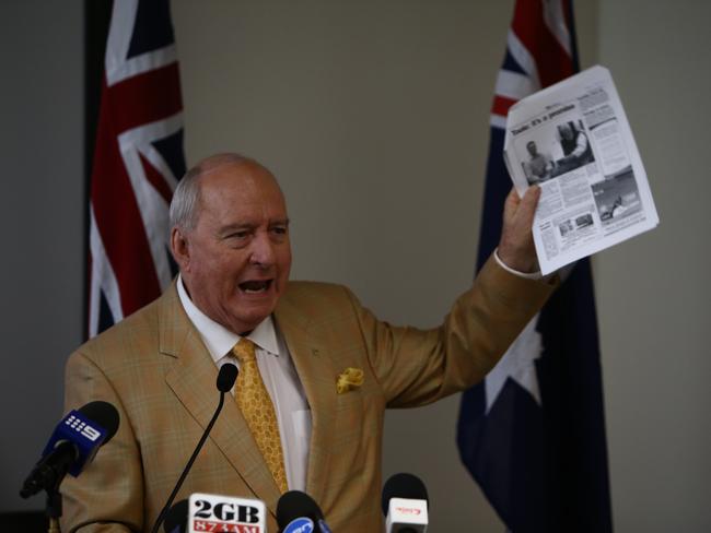 Alan Jones addressing a Summit of sacked Mayors over forced amalgamations.