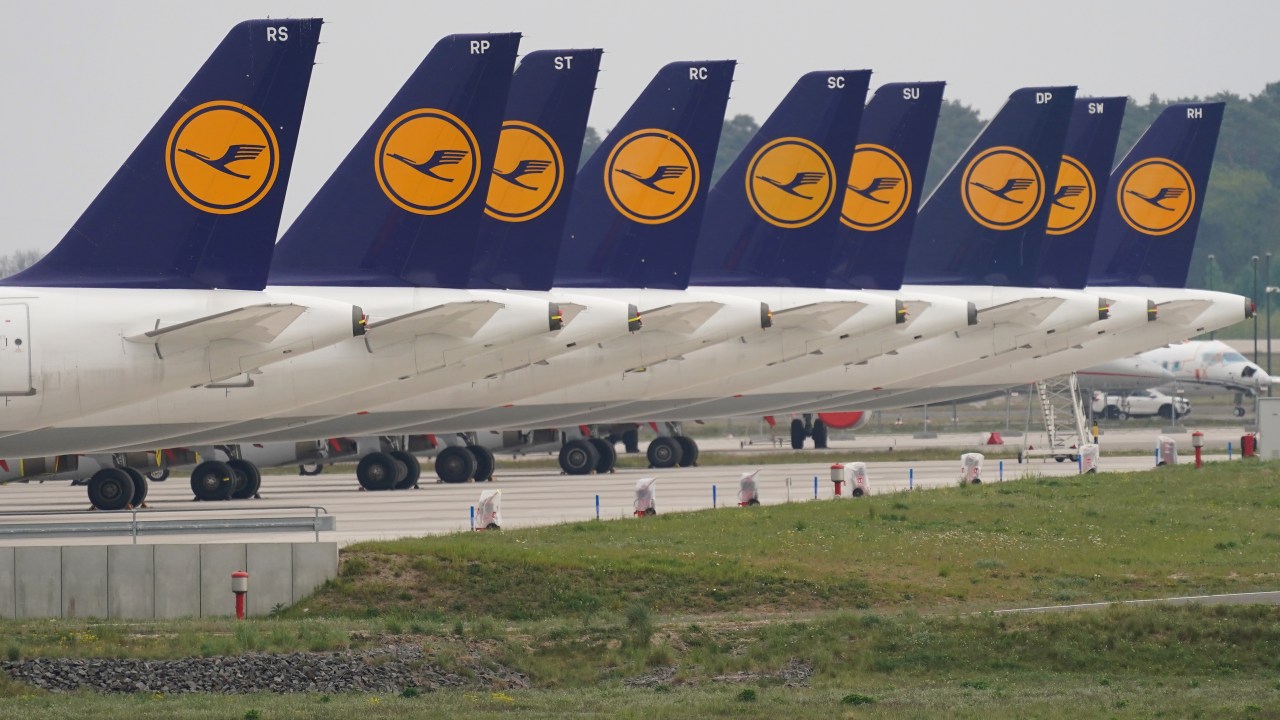 Lufthansa Fined $6 Million For Banning 128 Jewish Passengers From ...