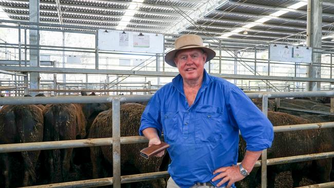 Pollach farm manager Marcus O'Dwyer, Nagambie, sold 66 mixed-sex weaner cattle at Yea. Picture: Rachel Simmonds